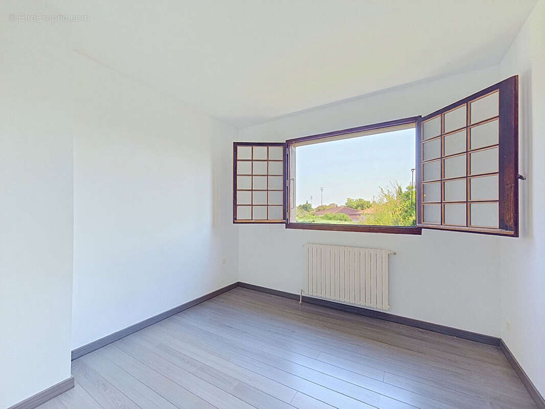 Maison  5 pièce(s) - photo 6