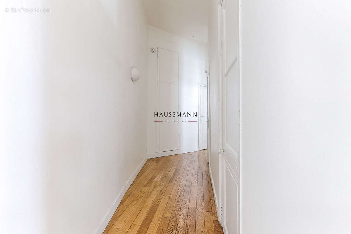 Appartement à PARIS-9E
