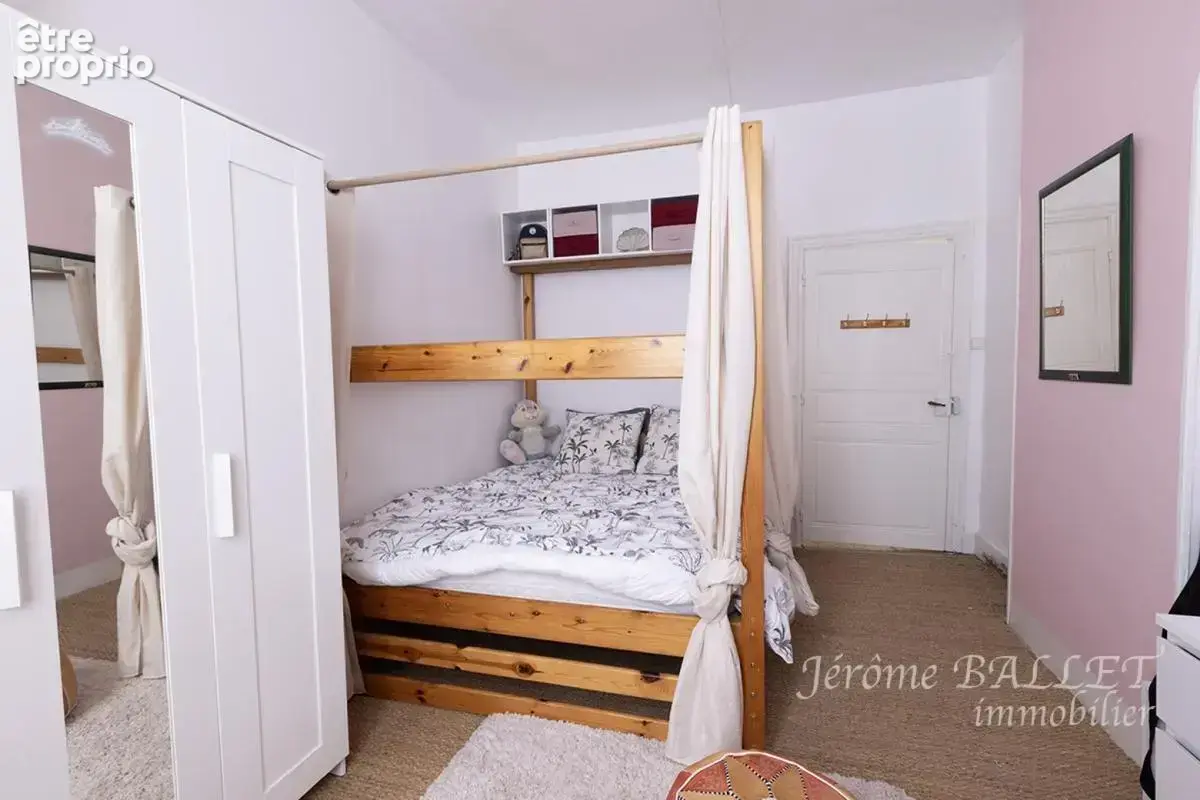 Maison 10 pièces 241 m² à vendre à Carmaux (81400) - photo 24