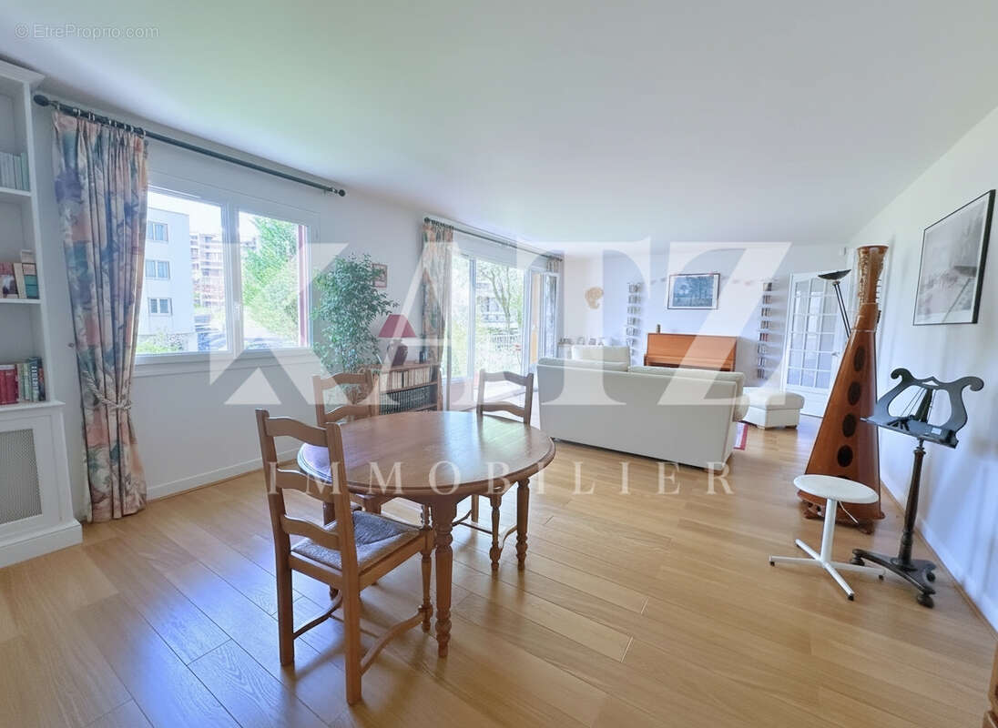 Appartement à RUEIL-MALMAISON