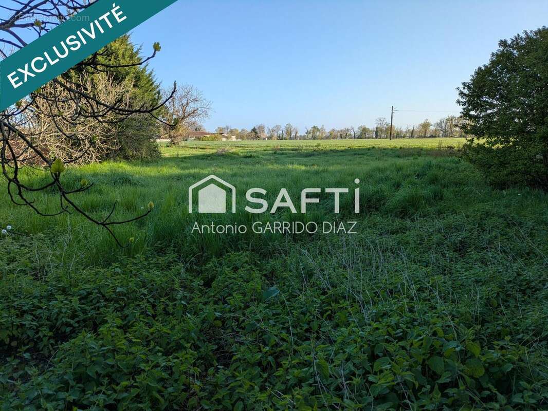 Photo 2 - Terrain à SAINT-PORQUIER