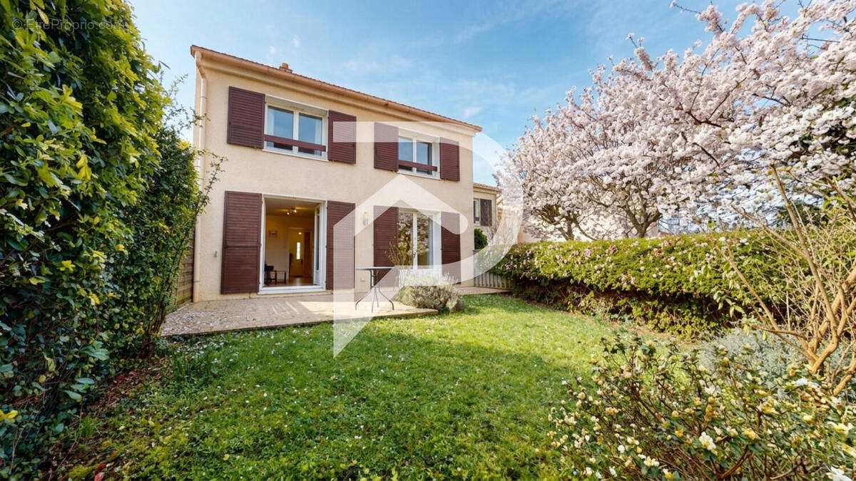 Maison à LE PORT-MARLY
