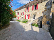 Maison à BURY