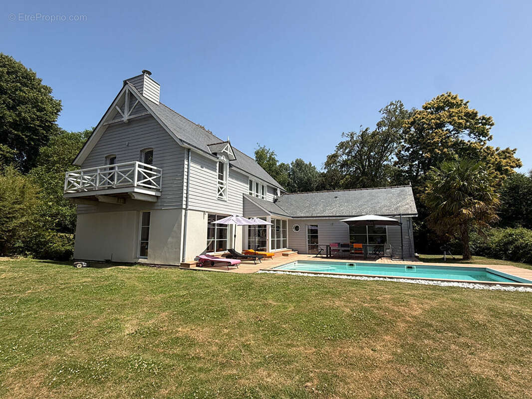 Maison à PLOUER-SUR-RANCE