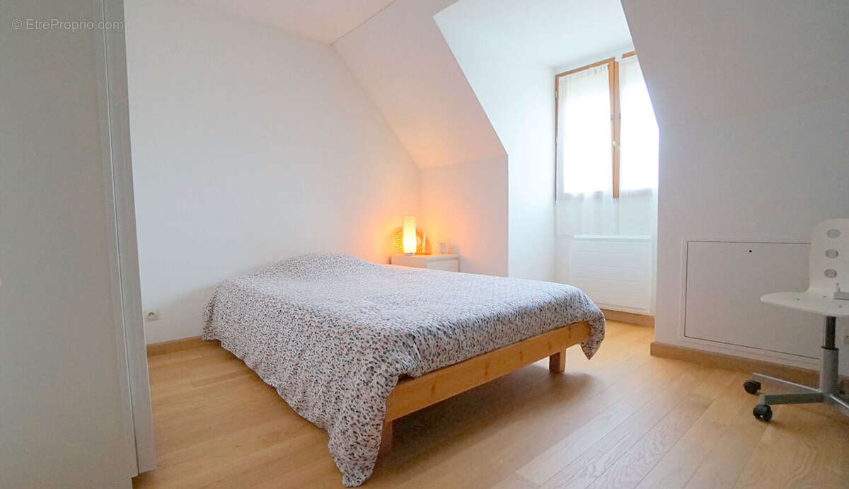 Maison à EPONE