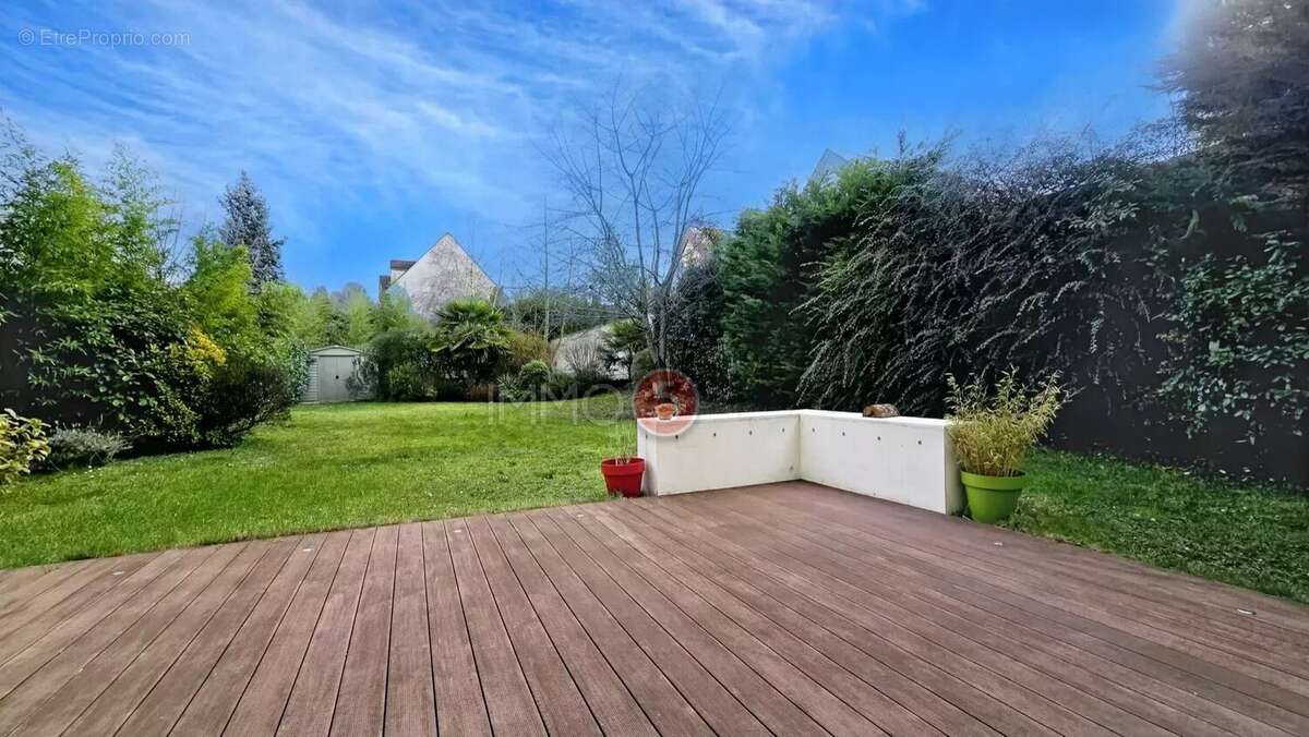 Appartement à LE RAINCY