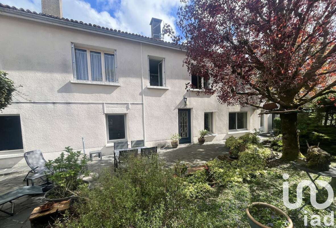 Photo 2 - Maison à PARTHENAY