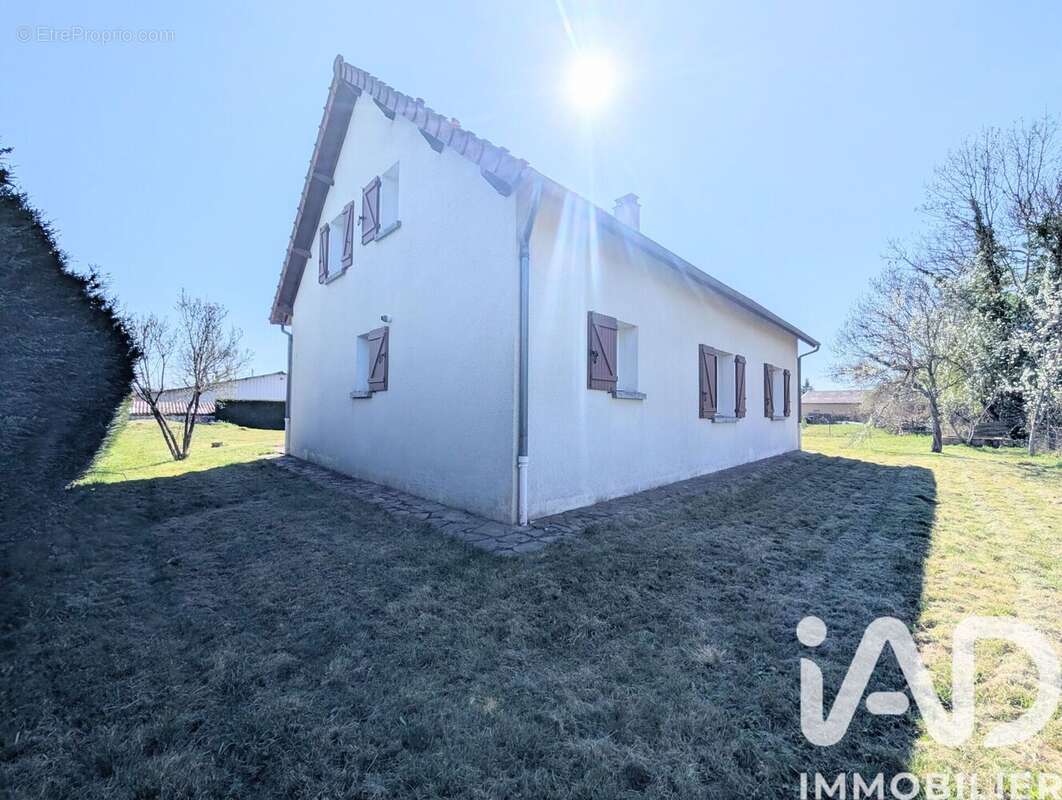 Photo 2 - Maison à GUERET