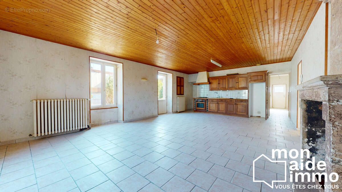 Maison 102 m² à Coulon  - photo 3