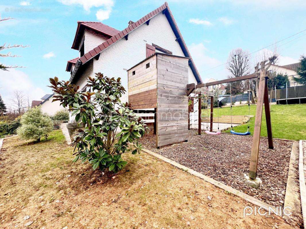 Maison à MARLY-LE-ROI