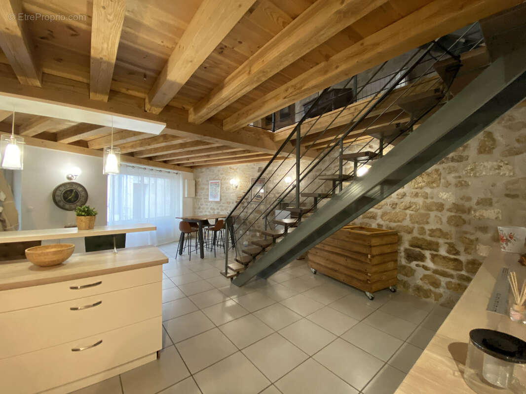 Maison à GOND-PONTOUVRE