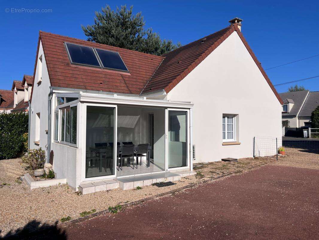 Maison à SAINT-DENIS-EN-VAL