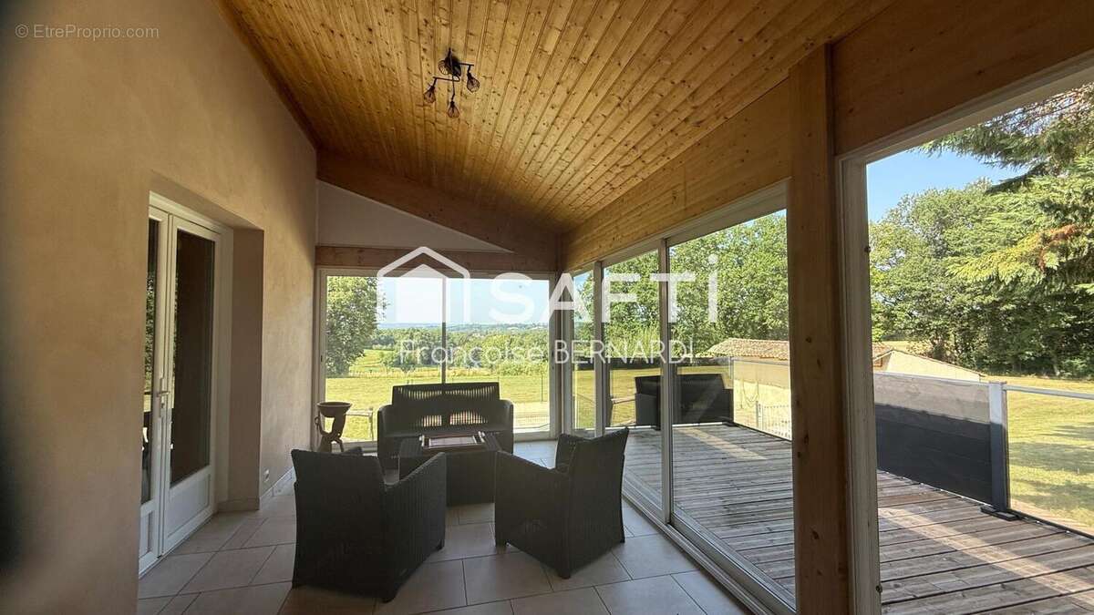 Maison 236 m² à Pailloles  - photo 9