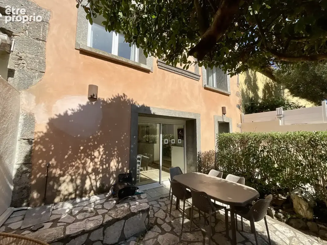 Maison bourgeoise de charme de 160m2   Agde centre, jardin & volumes généreux - photo 2