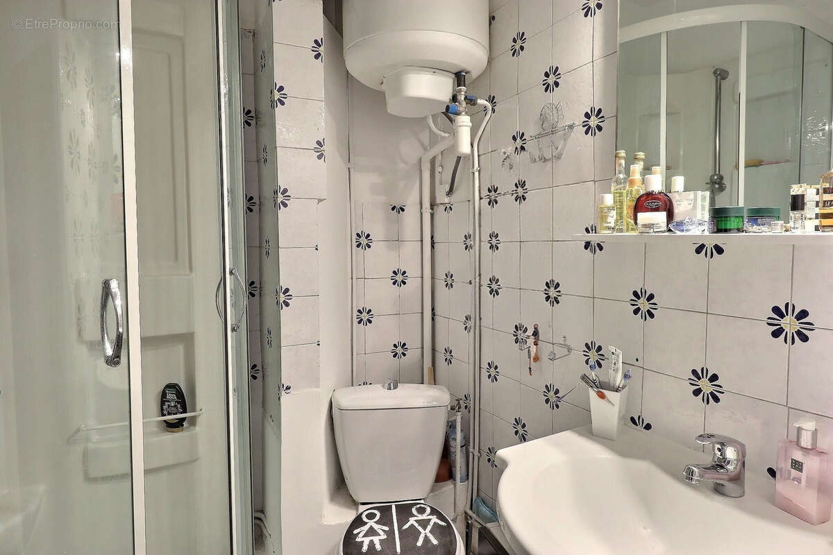 Appartement à MARSEILLE-6E