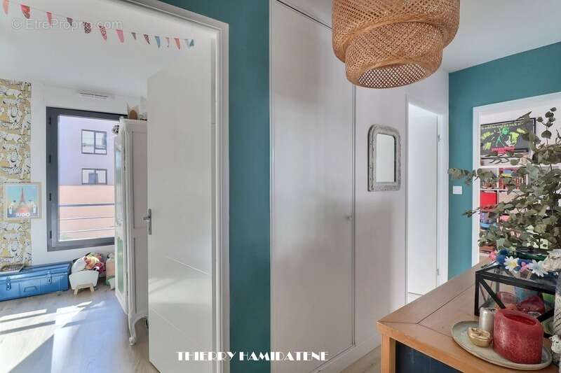 Appartement à COLOMBES