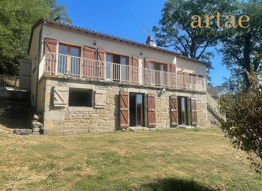 Maison à PARISOT
