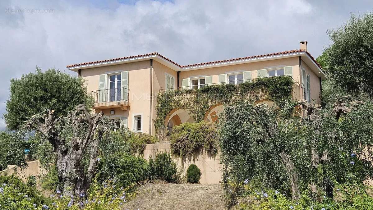 Villa eblouissante quartier madone a menton - photo 15