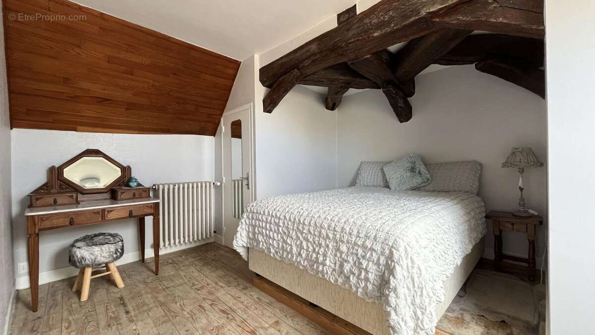 Maison à AUTUN