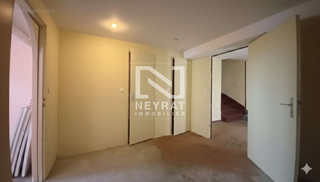 Appartement à ARNAY-LE-DUC