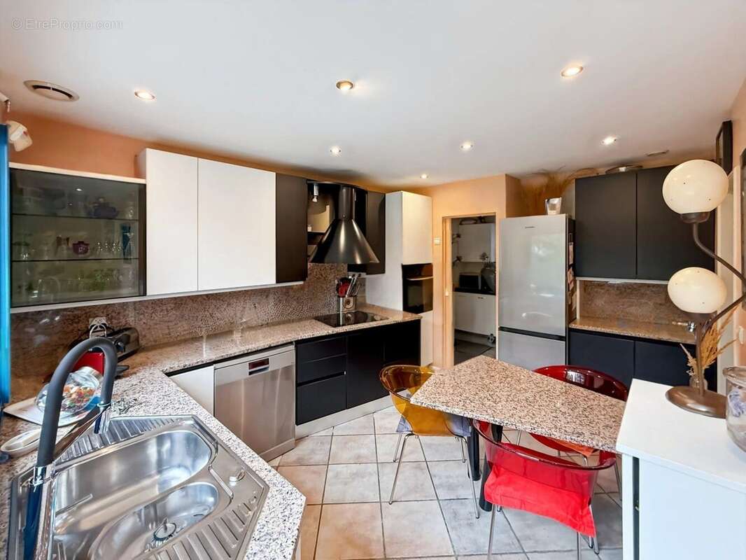 Maison à LIMEIL-BREVANNES