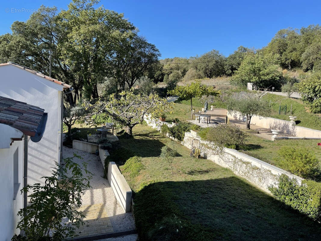 Maison à LA GARDE-FREINET