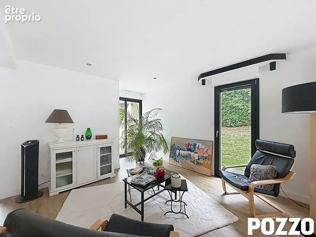 JULLOUVILLE  à 4 mn des plages maison de 155 m² avec piscine couverte et dépendance - photo 7