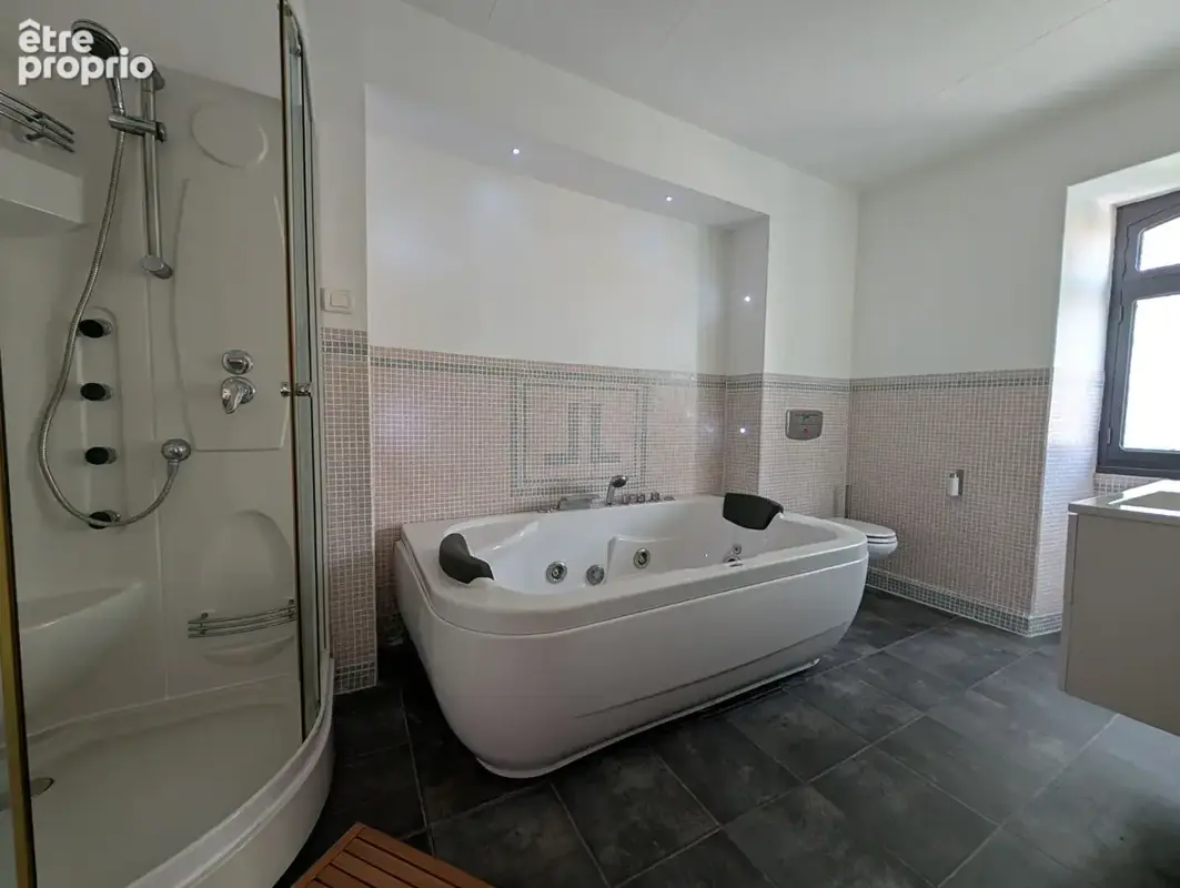 Grande maison familiale 5 chambres, 3 gîtes, 39ha. - photo 17