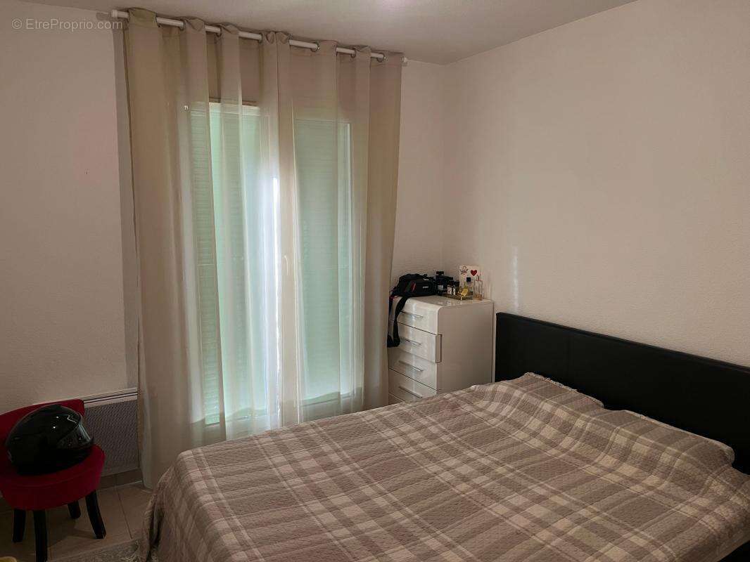 Appartement À Vendre F4 80 m² Terrasse Jardin Garage - photo 6