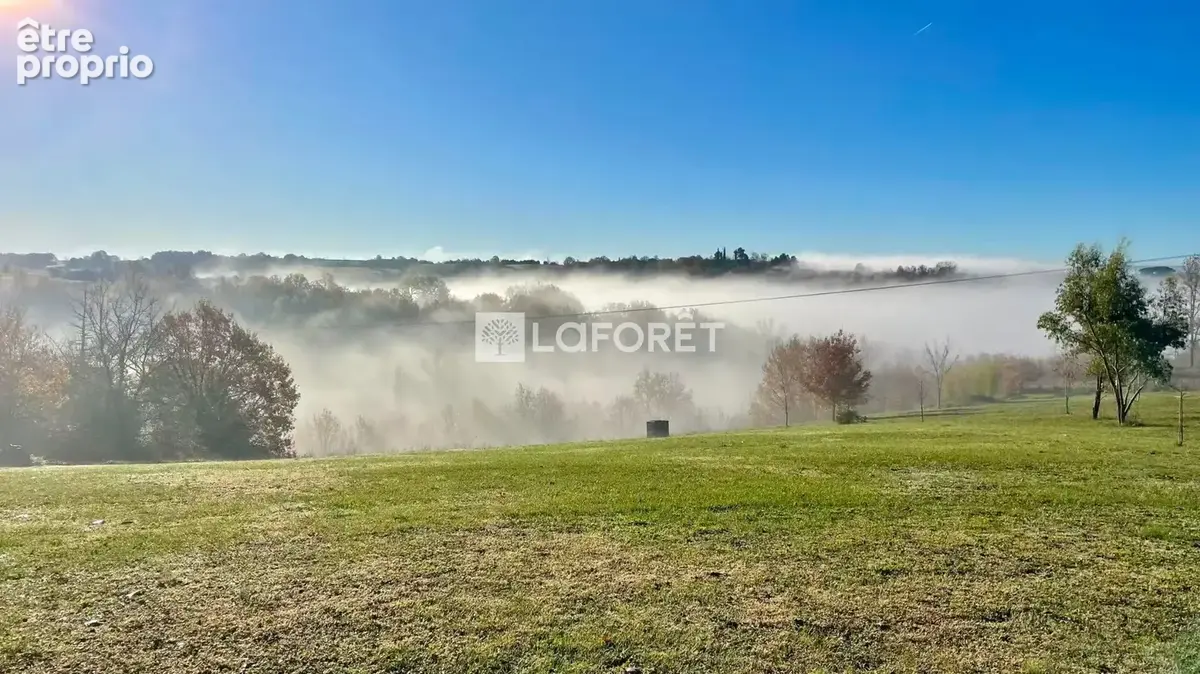 Villemur-sur-Tarn, maison de type 5, garage sur une parcelle de 7 460 m² environ - photo 4