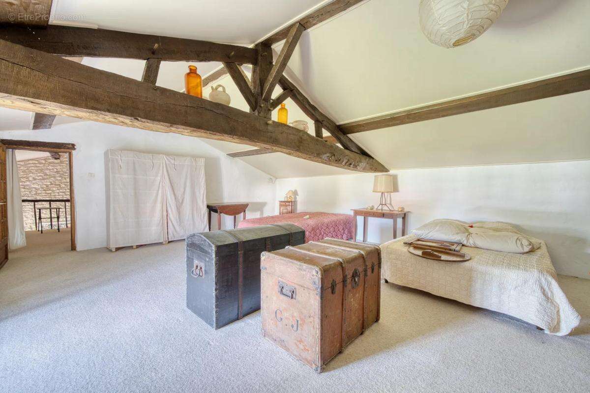 Authentique maison charentaise de 180 m² habitables avec piscine - photo 17