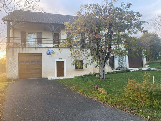 Maison à LACHAPELLE-AUZAC