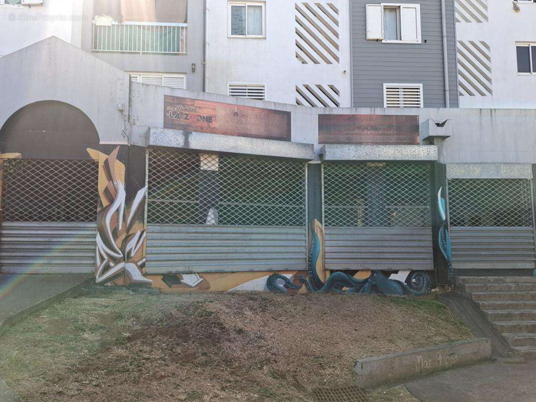 Commerce à SAINT-PIERRE