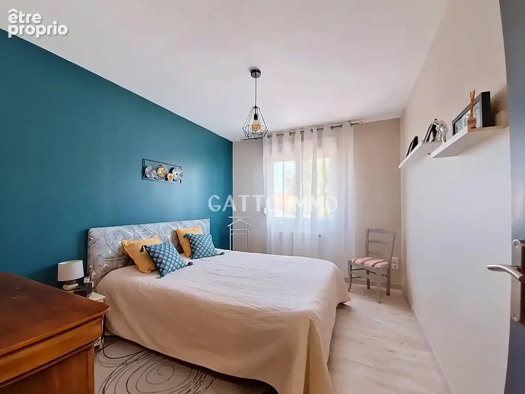 Maison de 140 m2 avec piscine sur 9 ares de terrain - photo 11