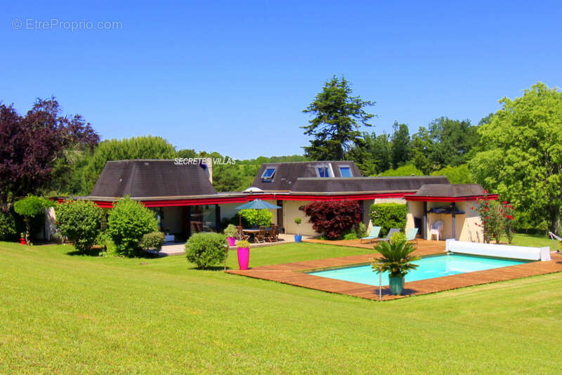 Maison à SALLEBOEUF