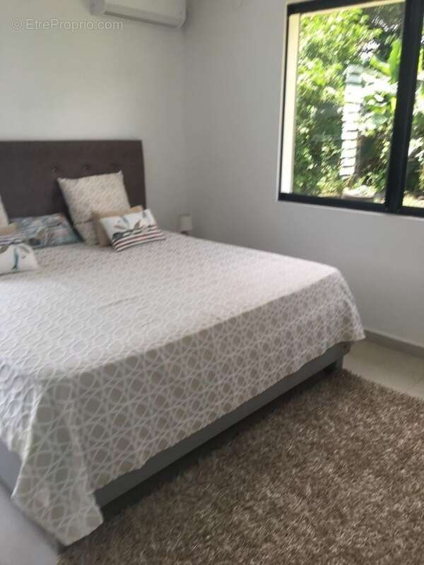 Maison à PETIT-BOURG