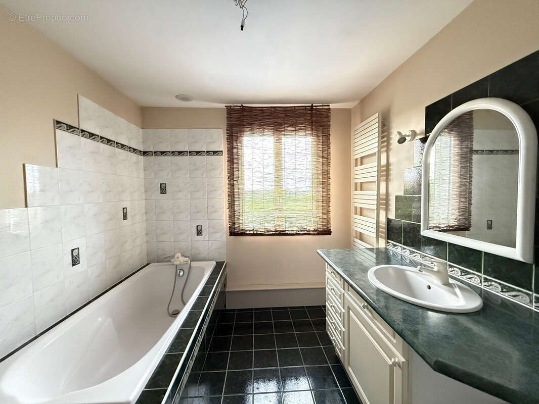 Maison à LES ALLUETS-LE-ROI