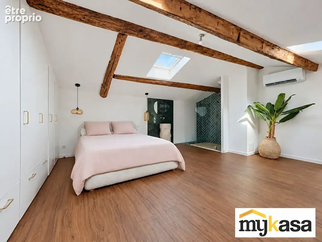 Martigues Jonquières  Appartement en duplex de 72 m²  Centre-ville - photo 4