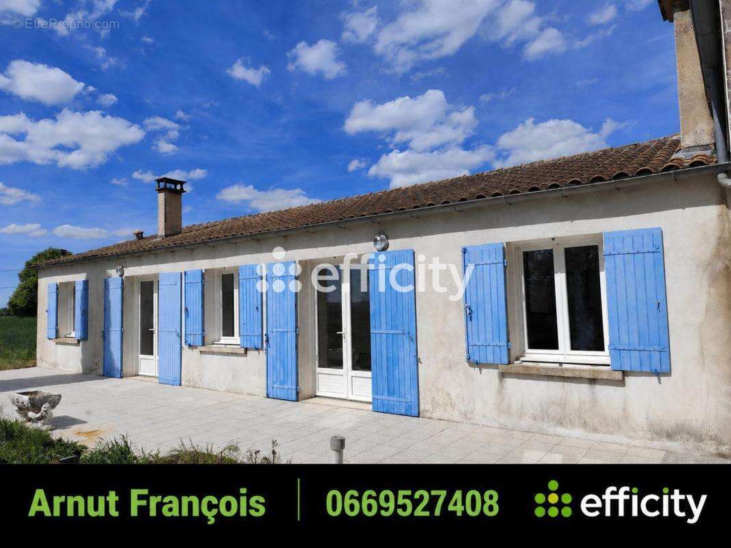 Maison à CHANIERS