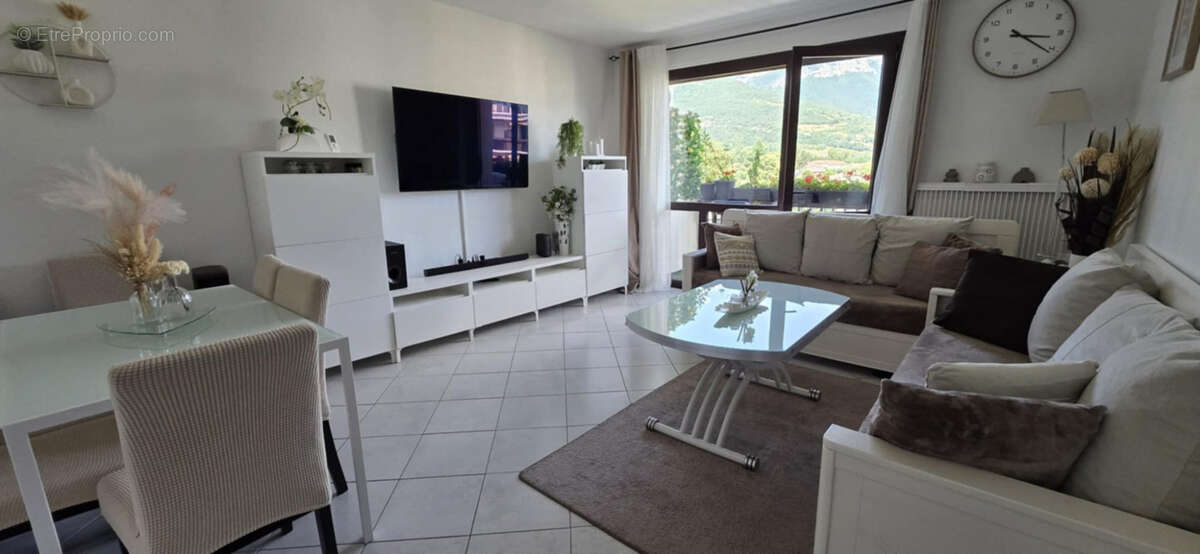 Appartement à BASSENS