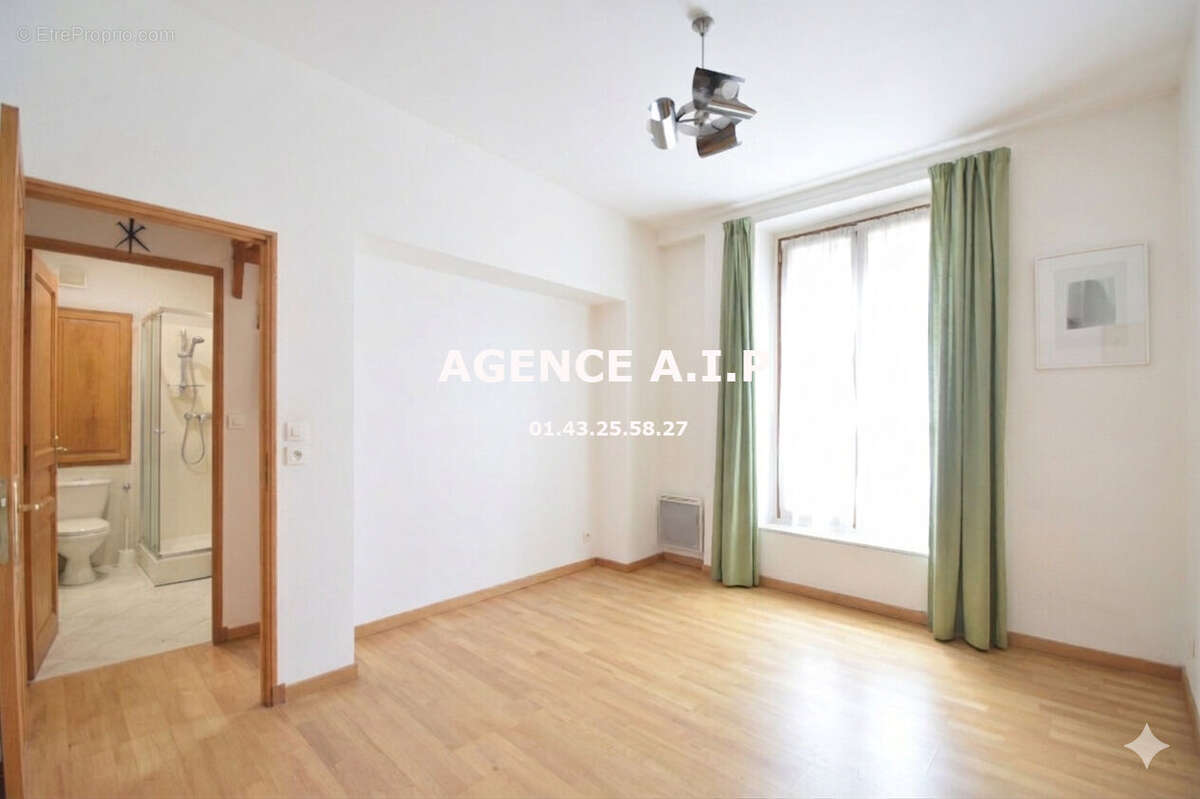 Appartement à PARIS-10E