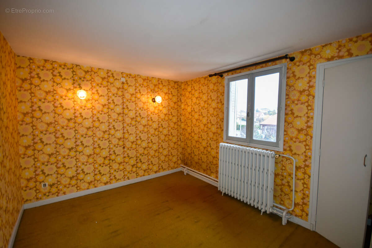 Maison à SAINTE-FLORINE