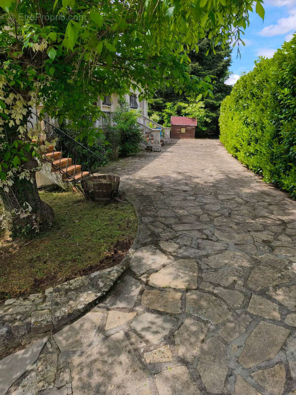 Charmante proprièté à Ganges de 207 m2 environ - photo 10