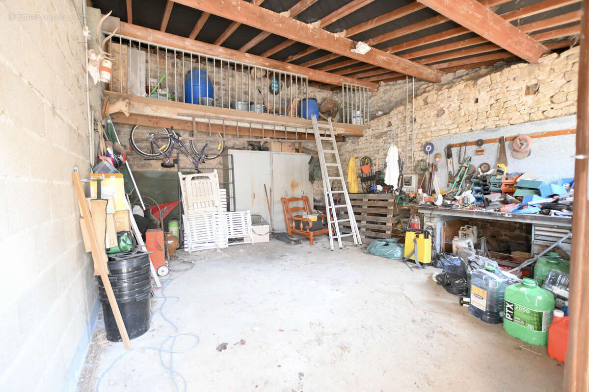 Guillon deux maisons sur 1 700 m2 de terrain - photo 19