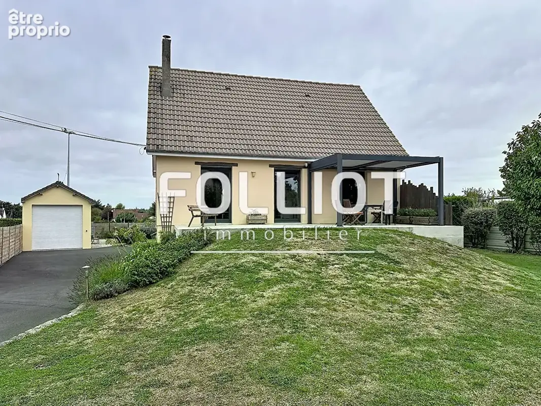 Maison à SAINT-PAIR-SUR-MER