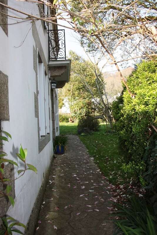 Maison à PONT-AVEN