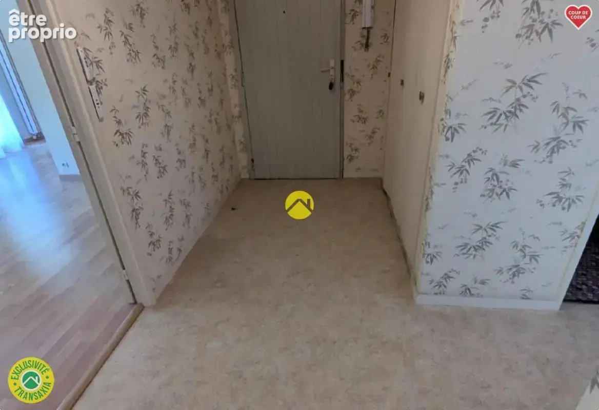 Apt T4. 87m².Garage.Parking.Cave - photo 10