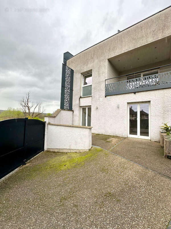 Appartement à vendre à Chaleze - Un havre de paix poétique - photo 5
