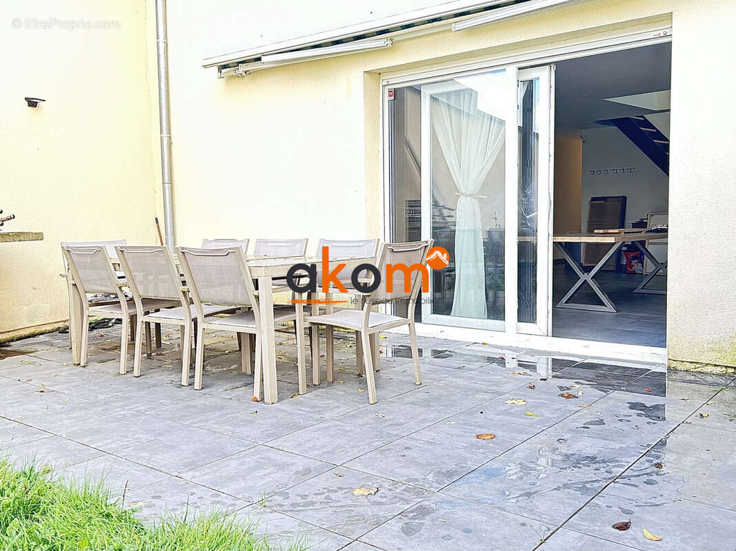 Maison à COLOMBEY-LES-BELLES