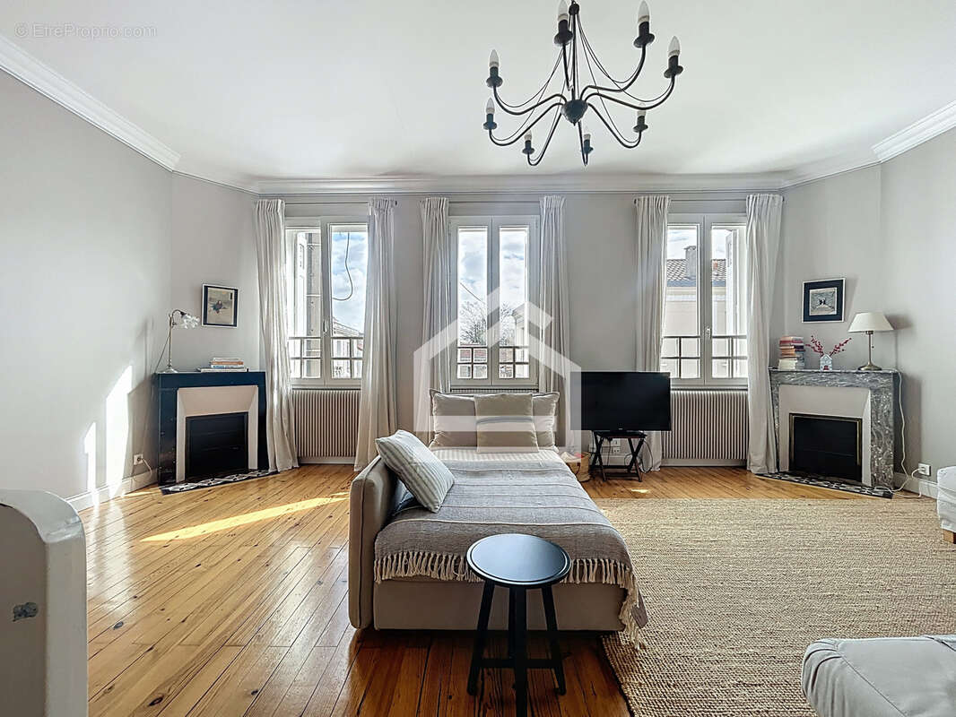 Maison à BORDEAUX